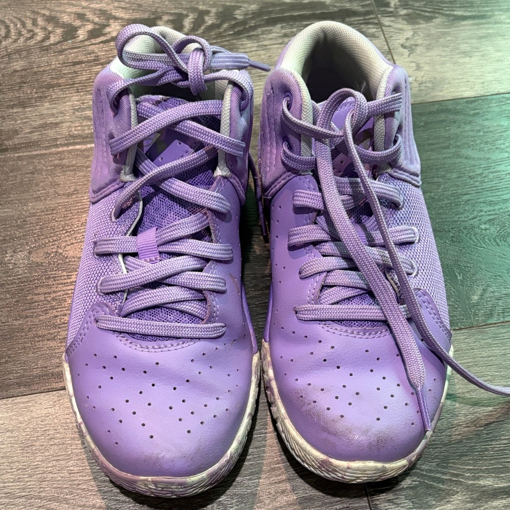Under Armour Kids Lavender Sneakers
